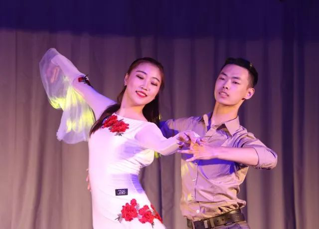 AG一飞冲天300倍游戏(中国游)·官方网站