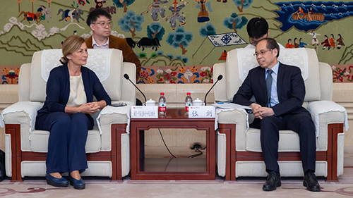 AG一飞冲天300倍游戏(中国游)·官方网站